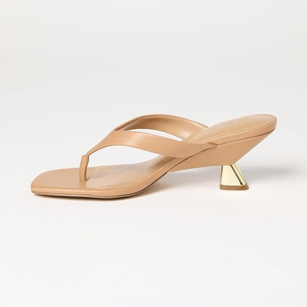 New Size 8 Dakota Sculpted Heel Thong Sandal in Tan by The Drop